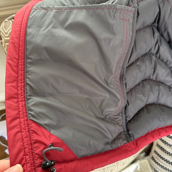 North Face 700 Pro Vest Men's Small Red Goose Down Insulated Full Zip Outerwear - Picture 6 of 7